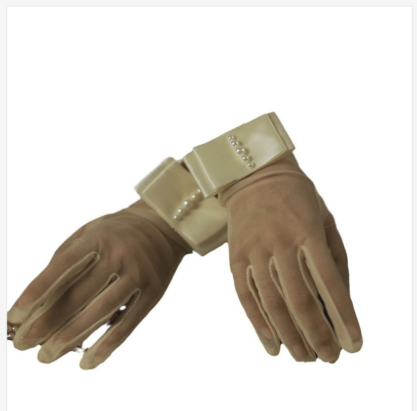 Wedding Etiquette Gloves Accessories Bride