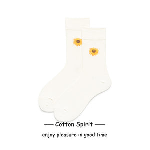 Women's Fashion Preppy Style Striped Mid-calf Length Socks