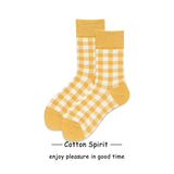 Women's Fashion Preppy Style Striped Mid-calf Length Socks