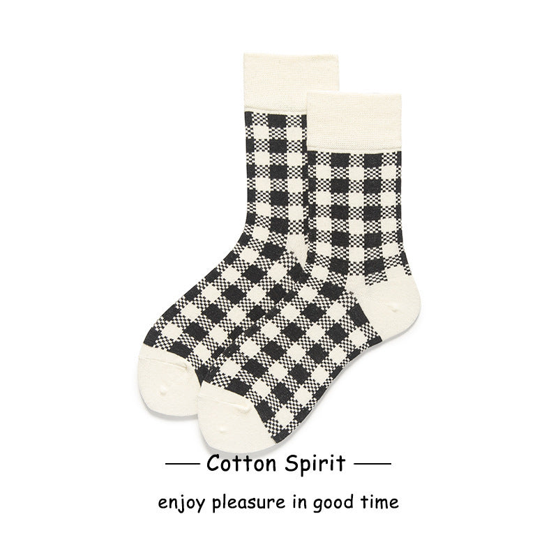 Women's Fashion Preppy Style Striped Mid-calf Length Socks