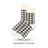 Women's Fashion Preppy Style Striped Mid-calf Length Socks