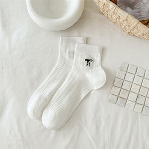 Bow Embroidered Short Thin Socks