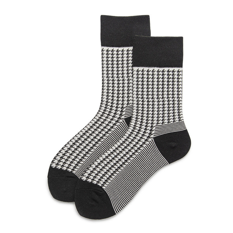 Women's Fashion Preppy Style Striped Mid-calf Length Socks